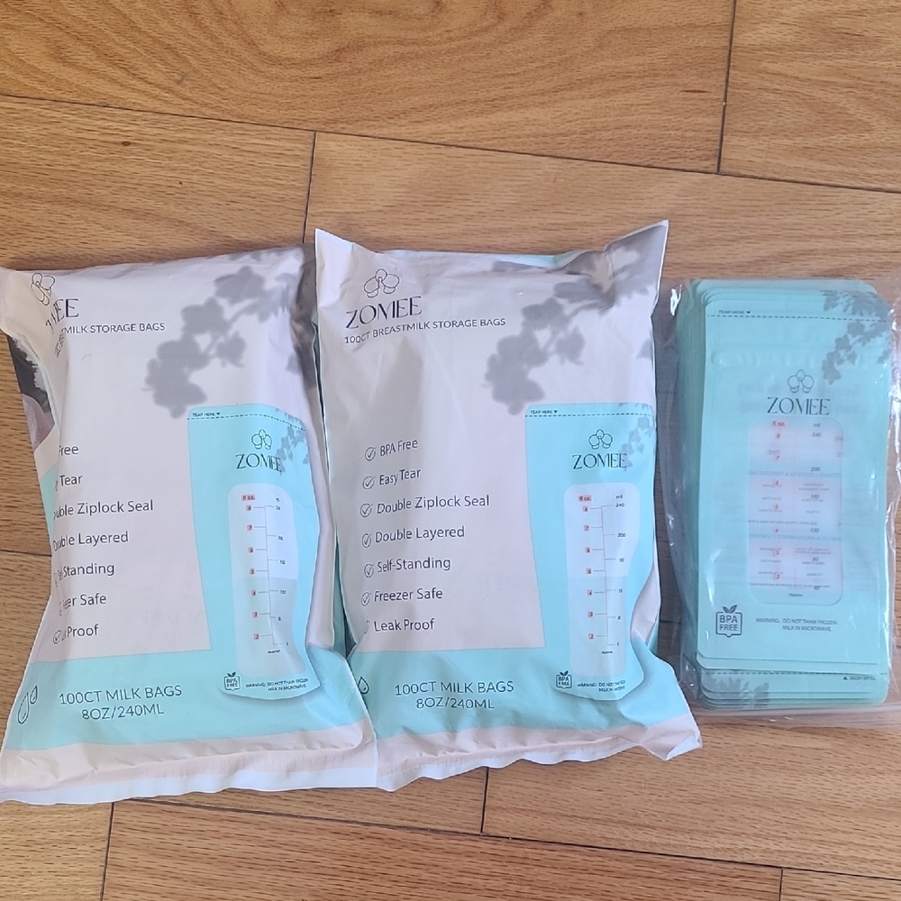 250+ Zomee Milk Storage Bags
